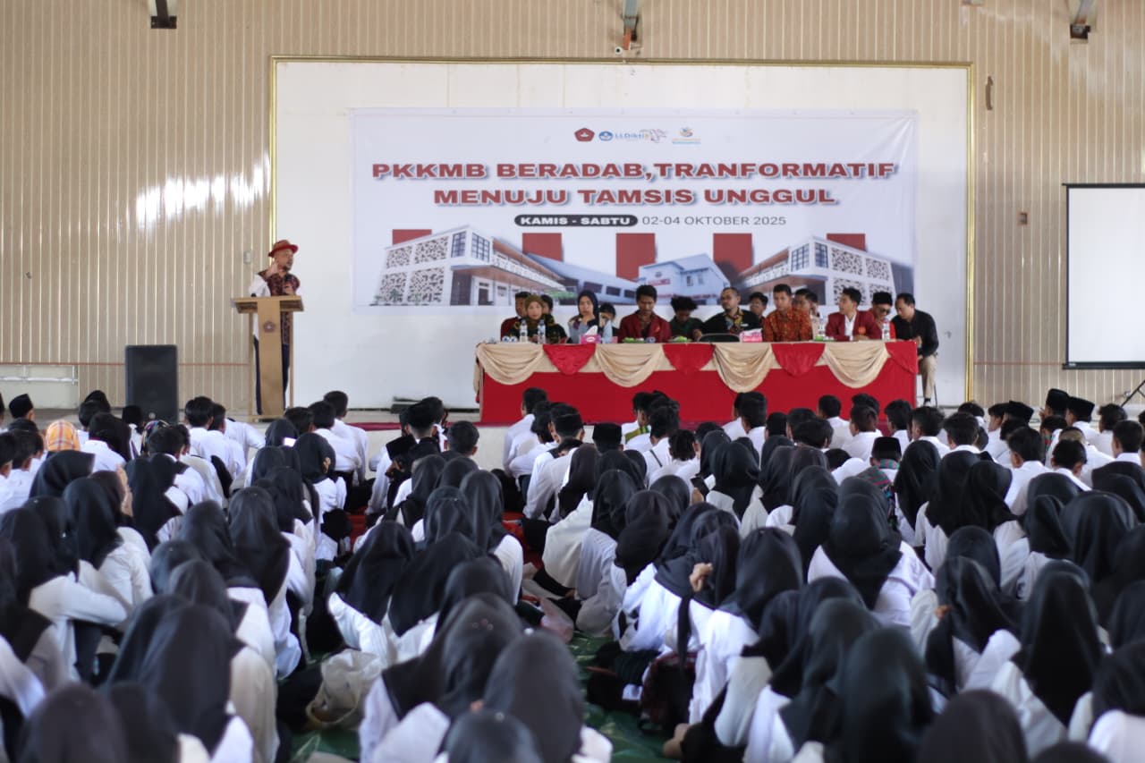 PKKMB Beradab 2025, Ketua STKIP Taman Siswa Tekankan Growth Mindset dan Karakter