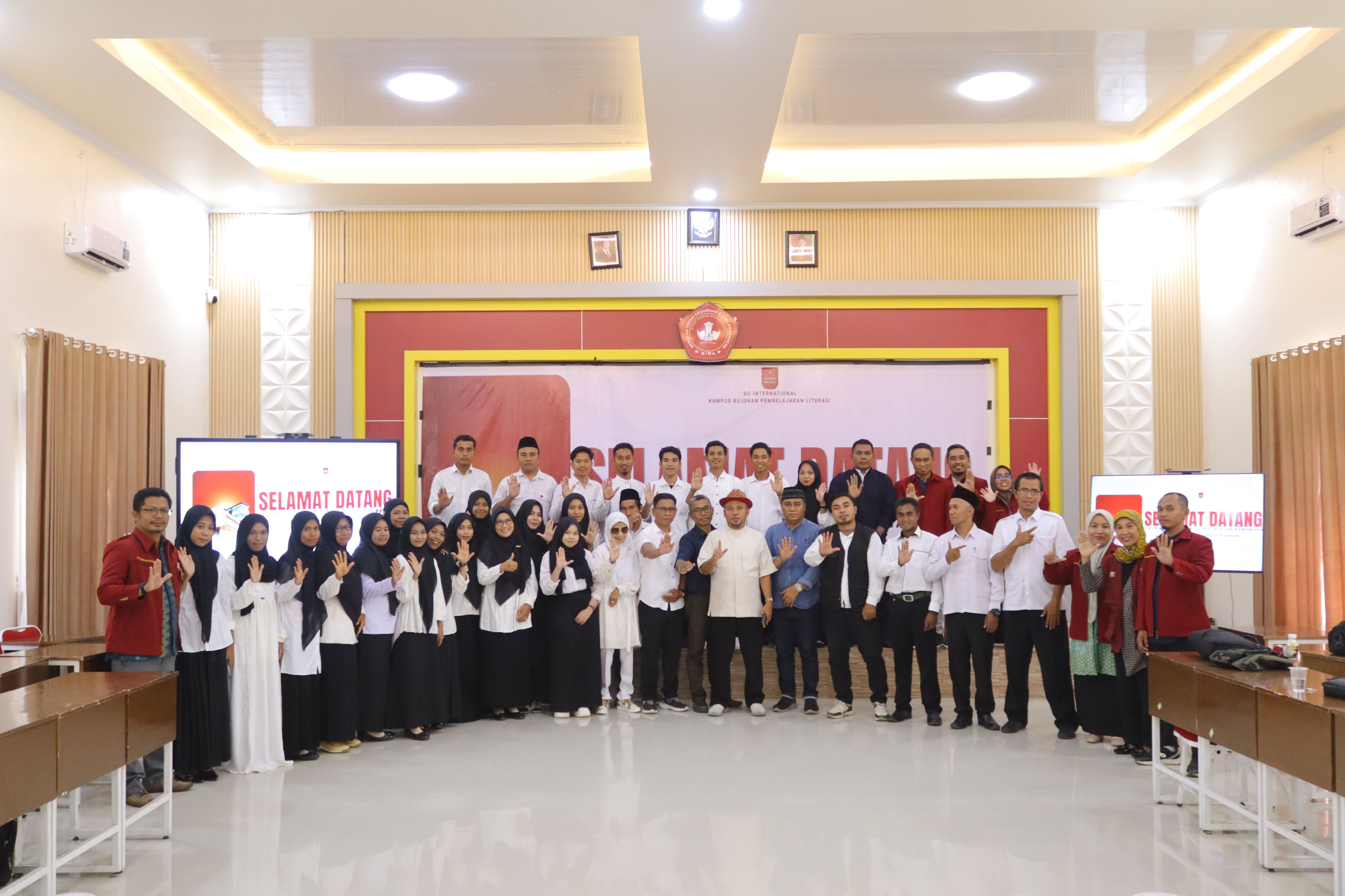 Antusias Tinggi, 45 Pendaftar Ikuti Seleksi Perdana S2 Pedagogi STKIP Taman Siswa Bima